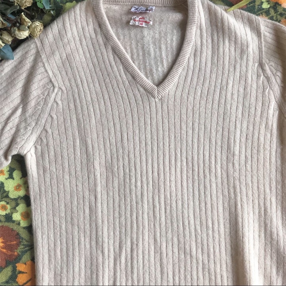 VINTAGE CASHMERE CAMEL SWEATER